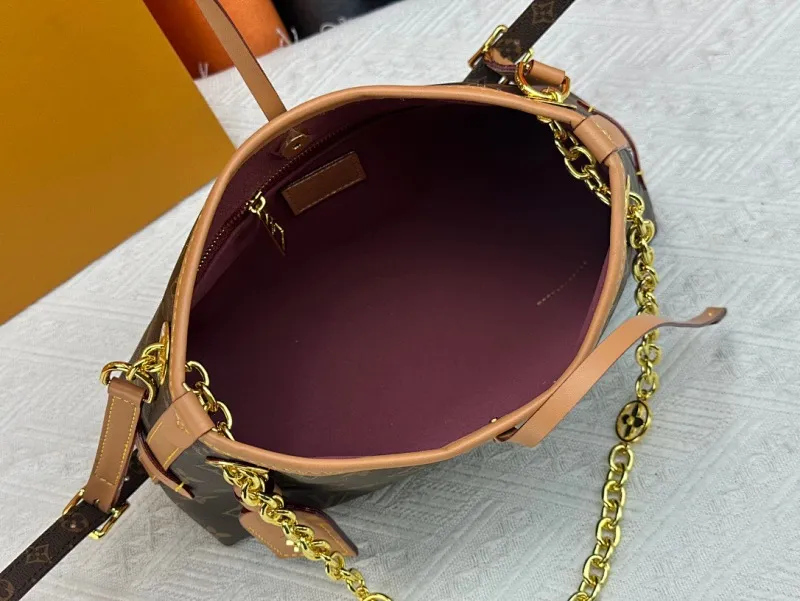 All Categories Official Website "Brand Women's Bags" Women's Bags 💙 LV 2024 New LV Underarm Bag