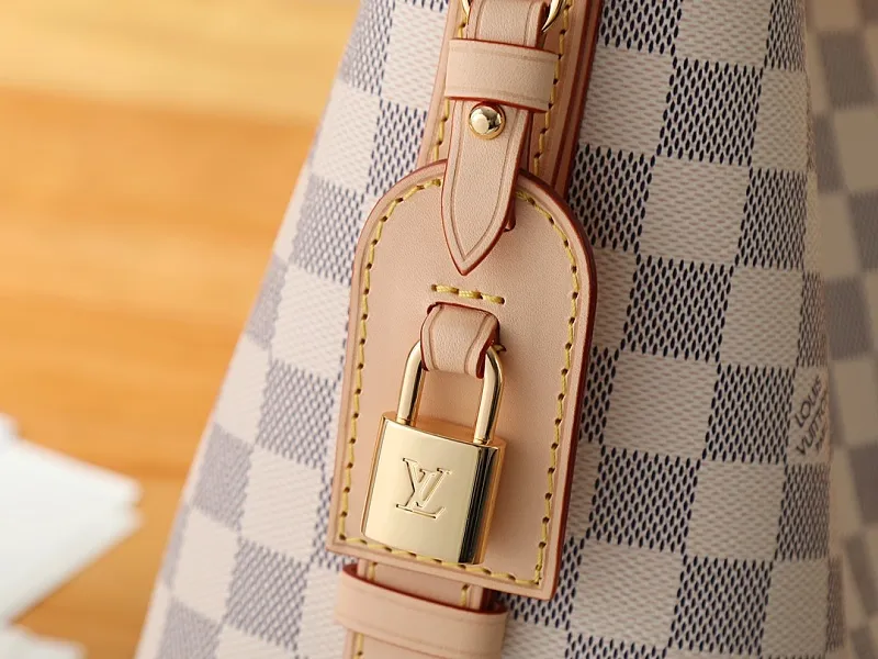 All Categories Official Website "Brand Women's Bags" Women's Bags 💙 LV LV 2026 New Crossbody Shoulder Bag