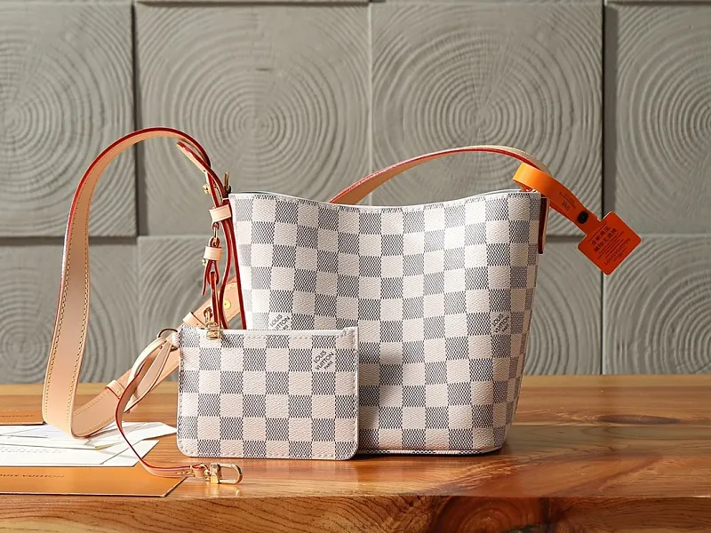 All Categories Official Website "Brand Women's Bags" Women's Bags 💙 LV LV 2026 New Crossbody Shoulder Bag