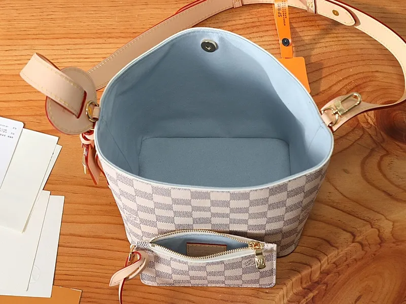 All Categories Official Website "Brand Women's Bags" Women's Bags 💙 LV LV 2026 New Crossbody Shoulder Bag