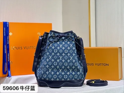 All categories Official website "Brand Women's Bags" Women's Bags 💙 LV 2022 official new LV backpack wholesale 58001800 High quality Size: 25-28.5-20 CM