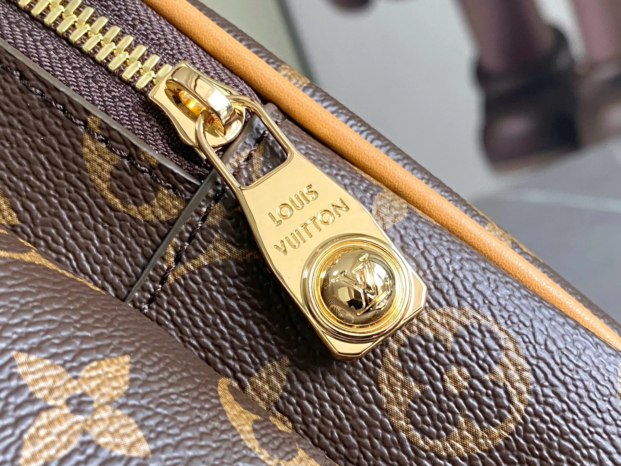 All Categories 💚 Authentic Grade Bags 💚 LV 2026 New LV Backpack Luxury Replica Large Capacity