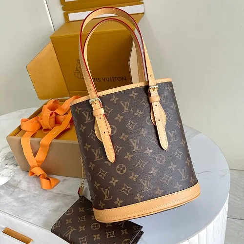All Categories Official Website "Brand Women's Bags" Women's Bags 💙 LV LV 2026 New Handheld Shoulder Bag