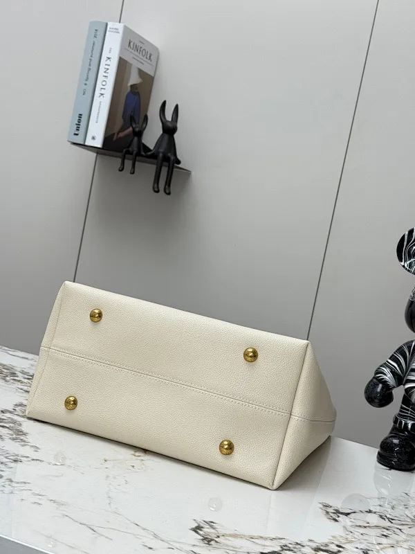 All Categories Official Website "Brand Women's Bags" Women's Bags 💙 LV 2025 New LV Crossbody Bag