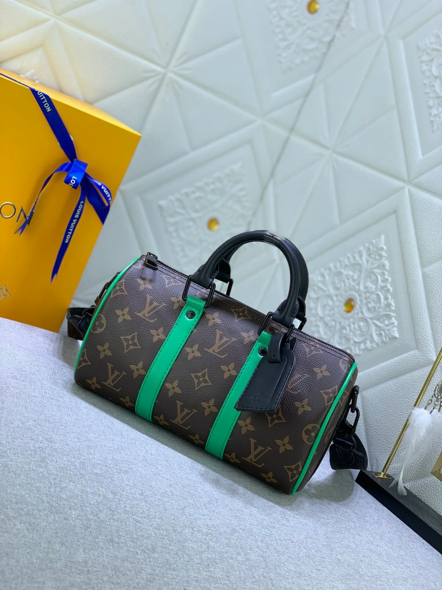 All categories Official website "Brand Women's Bags" Women's Bags 💙 LV replica LV, fine imitation LV bags, LV handbags, 2023 official latest version LV leather travel bag, bag factory, original material, size: 25-15-11CM