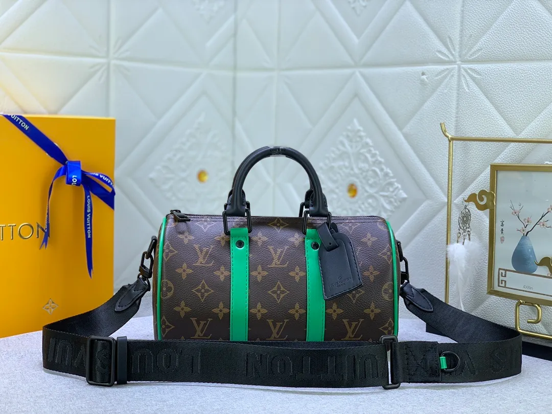 All categories Official website "Brand Women's Bags" Women's Bags 💙 LV replica LV, fine imitation LV bags, LV handbags, 2023 official latest version LV leather travel bag, bag factory, original material, size: 25-15-11CM