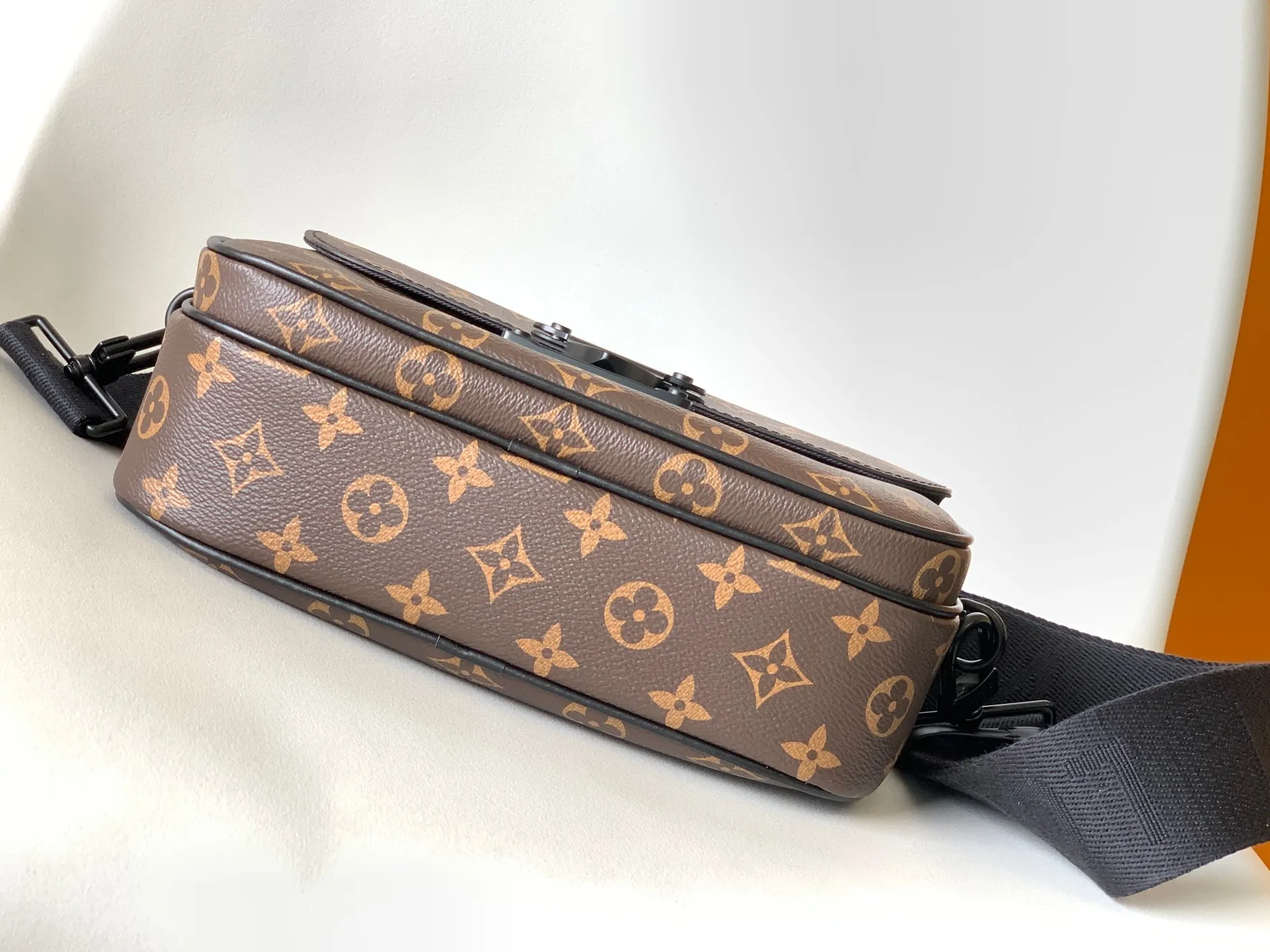 All Categories Official Website "Brand Women's Bags" Women's Bags 💙 LV 2026 New LV Crossbody Bag