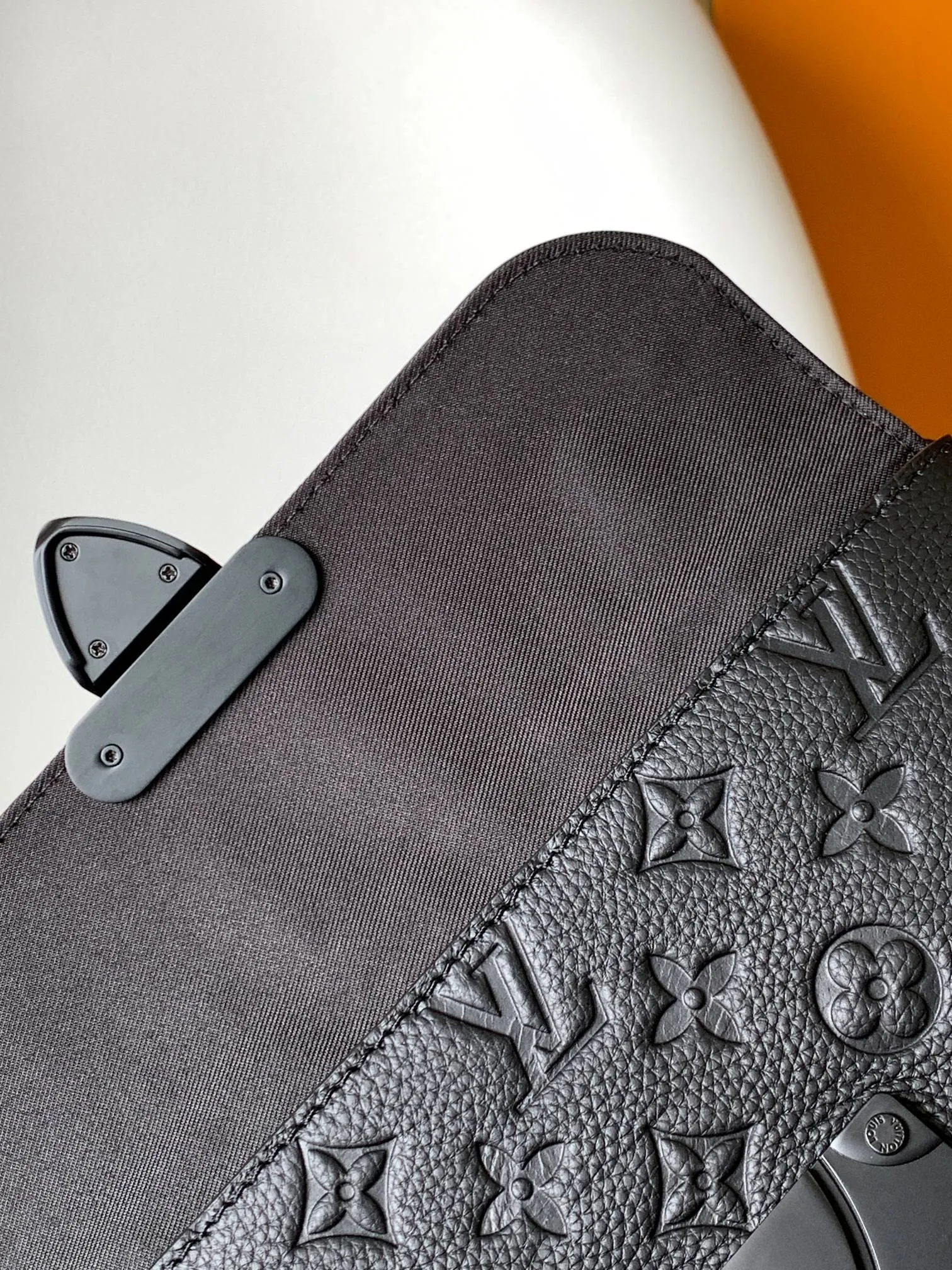 All Categories Official Website "Brand Women's Bags" Women's Bags 💙 LV 2026 New LV Crossbody Bag