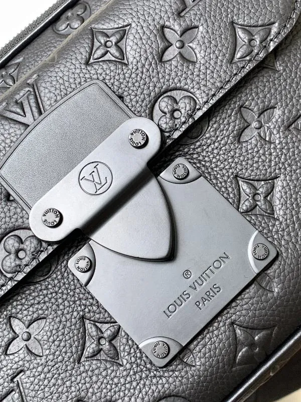 All Categories Official Website "Brand Women's Bags" Women's Bags 💙 LV 2026 New LV Crossbody Bag