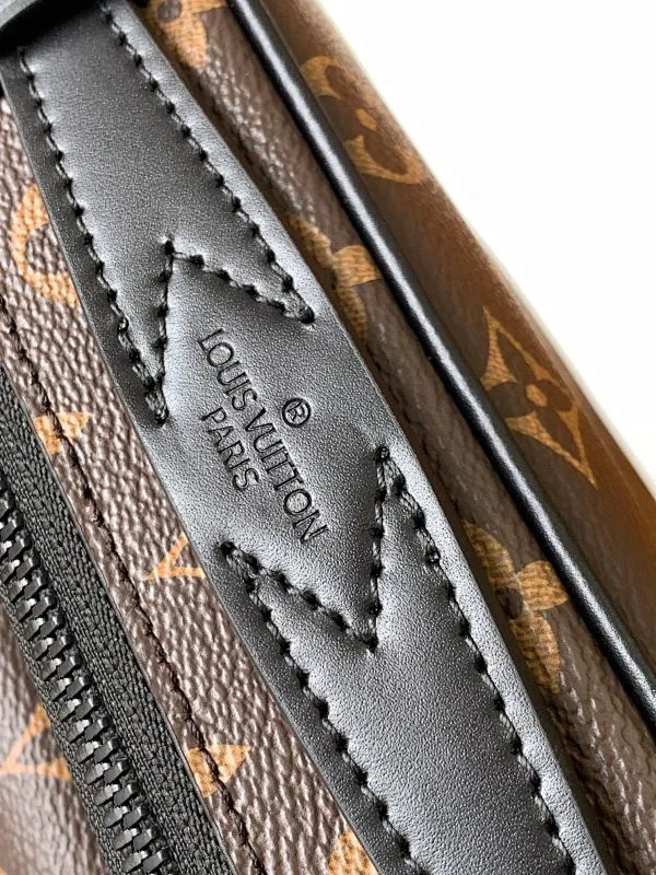 All Categories Official Website "Brand Women's Bags" Women's Bags 💙 LV 2026 New LV Crossbody Bag