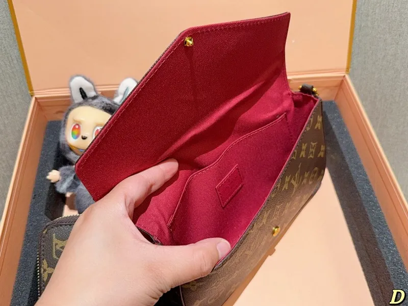 All Categories Official Website "Brand Women's Bags" Women's Bags 💙 LV 2025 new LV three-piece set ~ three-in-one ➕ coin purse ➕ labubu pendant