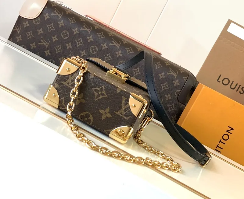 All Categories Official Website "Brand Women's Bags" Women's Bags 💙 LV 2026 Official Website New LV Crossbody Bag