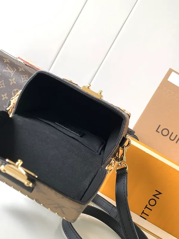 All Categories Official Website "Brand Women's Bags" Women's Bags 💙 LV 2026 Official Website New LV Crossbody Bag