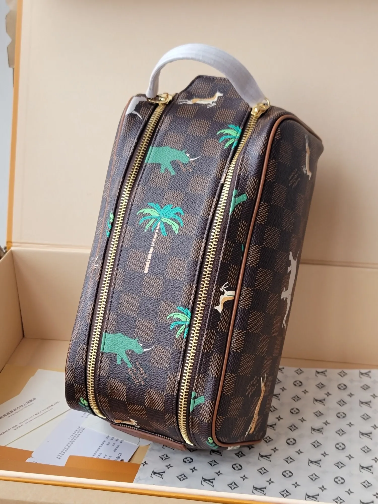 All Categories Official Website "Brand Women's Bags" Women's Bags 💙 LV 2025 New LV Cosmetic Bag
