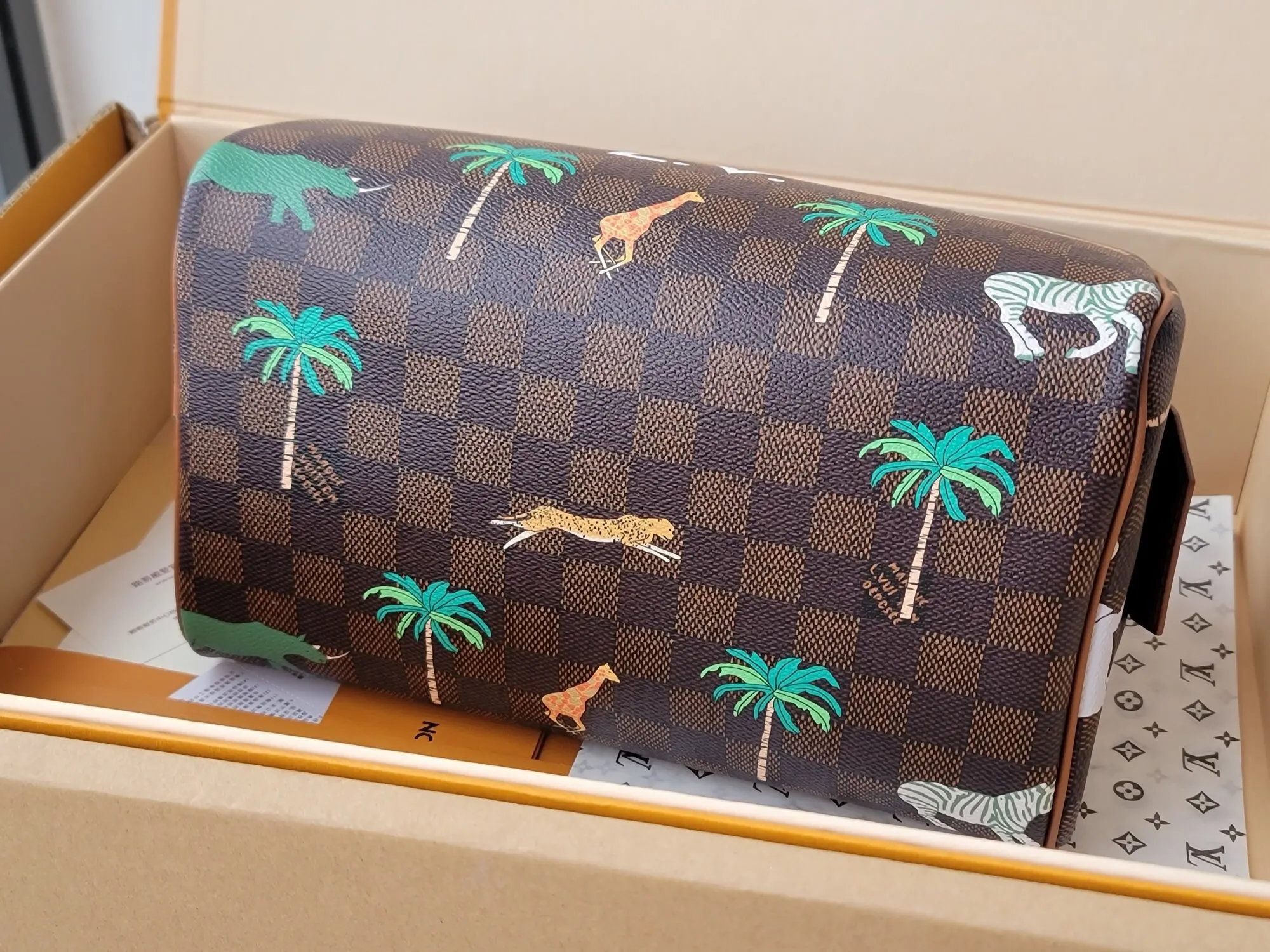 All Categories Official Website "Brand Women's Bags" Women's Bags 💙 LV 2025 New LV Cosmetic Bag