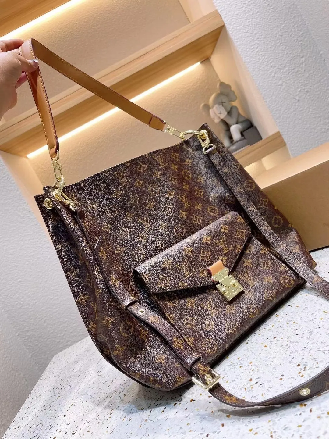 All categories Official website "Brand Women's Bags" Women's Bags 💙 LV fine imitation LV, high imitation LV bags, LV crossbody bags, 2023 official latest version LV crossbody bags, LV bag factory, recommended bags, size: 30-32CM