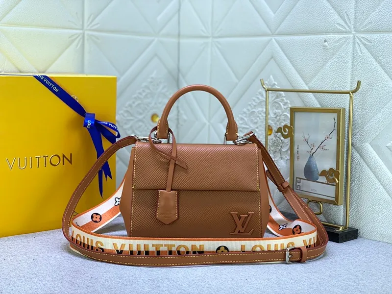 All Categories Official Website "Brand Women's Bags" Women's Bags 💙 LV 2023 New LV Crossbody Bag
