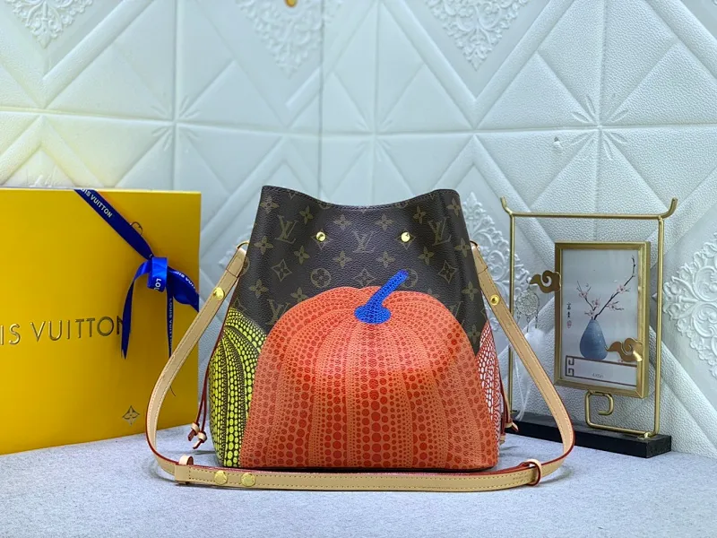 All Categories Official Website "Brand Women's Bags" Women's Bags 💙 LV 2023 New LV Crossbody Bag