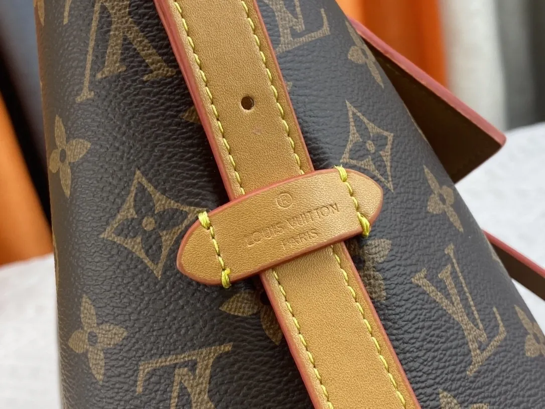 All Categories Official Website "Brand Women's Bags" Women's Bags 💙 LV 2024 New LV Underarm Bag