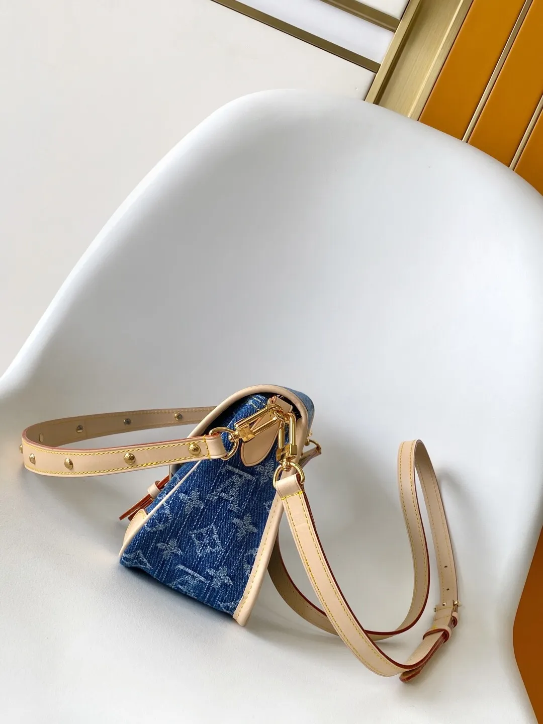 All Categories Official Website "Brand Women's Bags" Women's Bags 💙 LV 2025 New LV Crossbody Bag