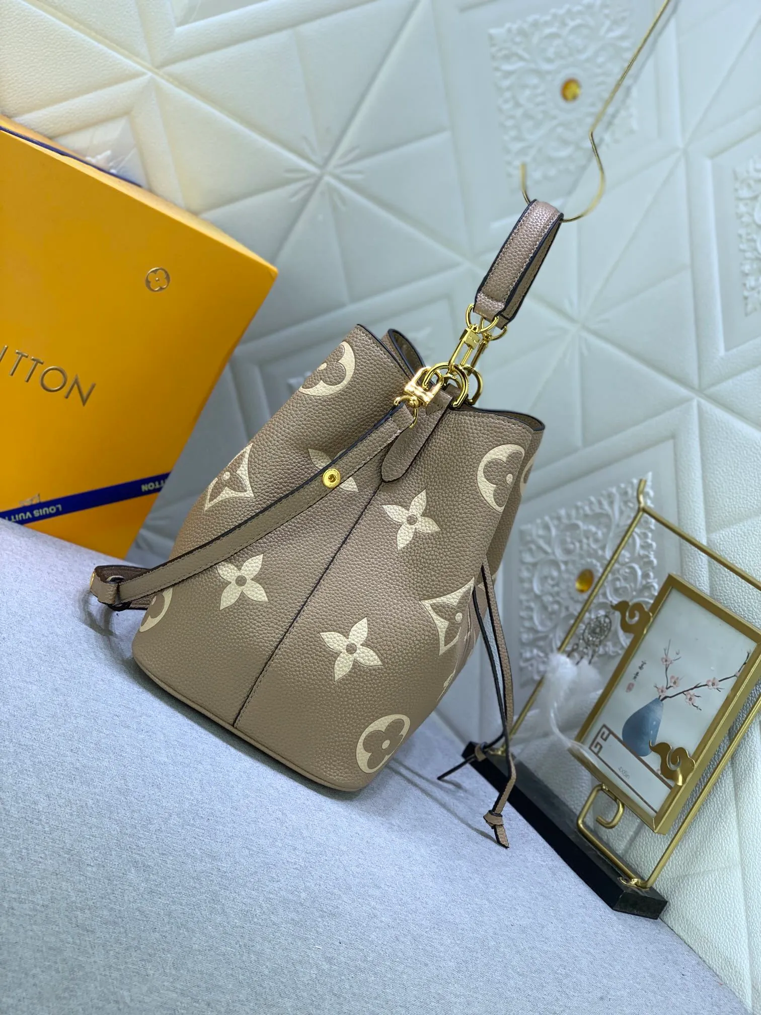 All Categories Official Website "Brand Women's Bags" Women's Bags 💙 LV 2024 New LV Crossbody Bag