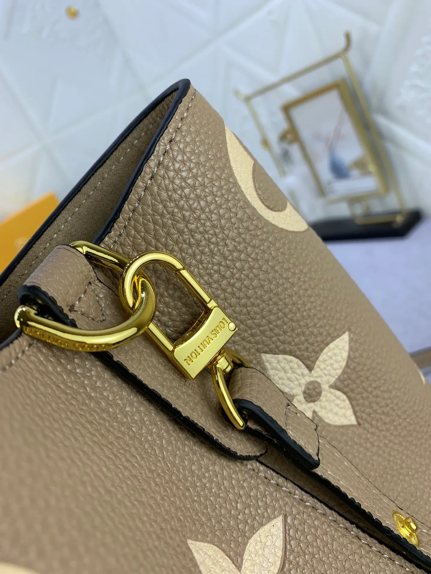 All Categories Official Website "Brand Women's Bags" Women's Bags 💙 LV 2024 New LV Crossbody Bag