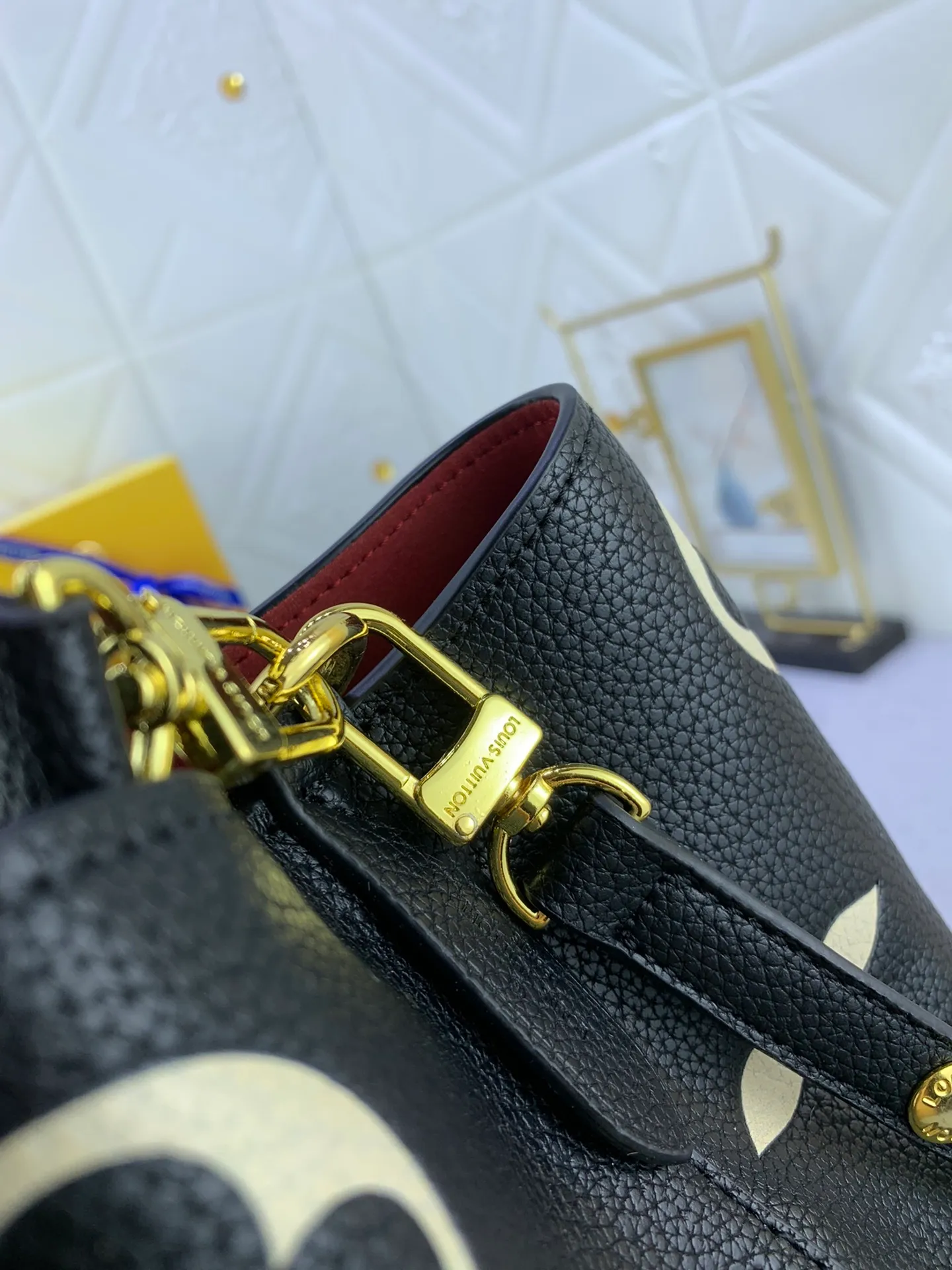 All Categories Official Website "Brand Women's Bags" Women's Bags 💙 LV 2024 New LV Crossbody Bag
