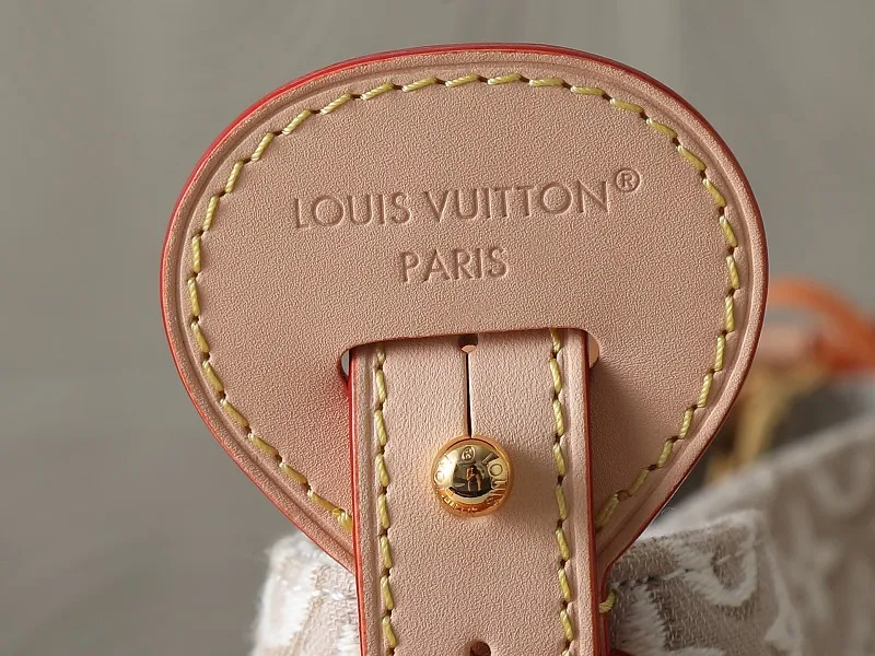 All Categories Official Website "Brand Women's Bags" Women's Bags 💙 LV LV 2026 New Crossbody Shoulder Bag