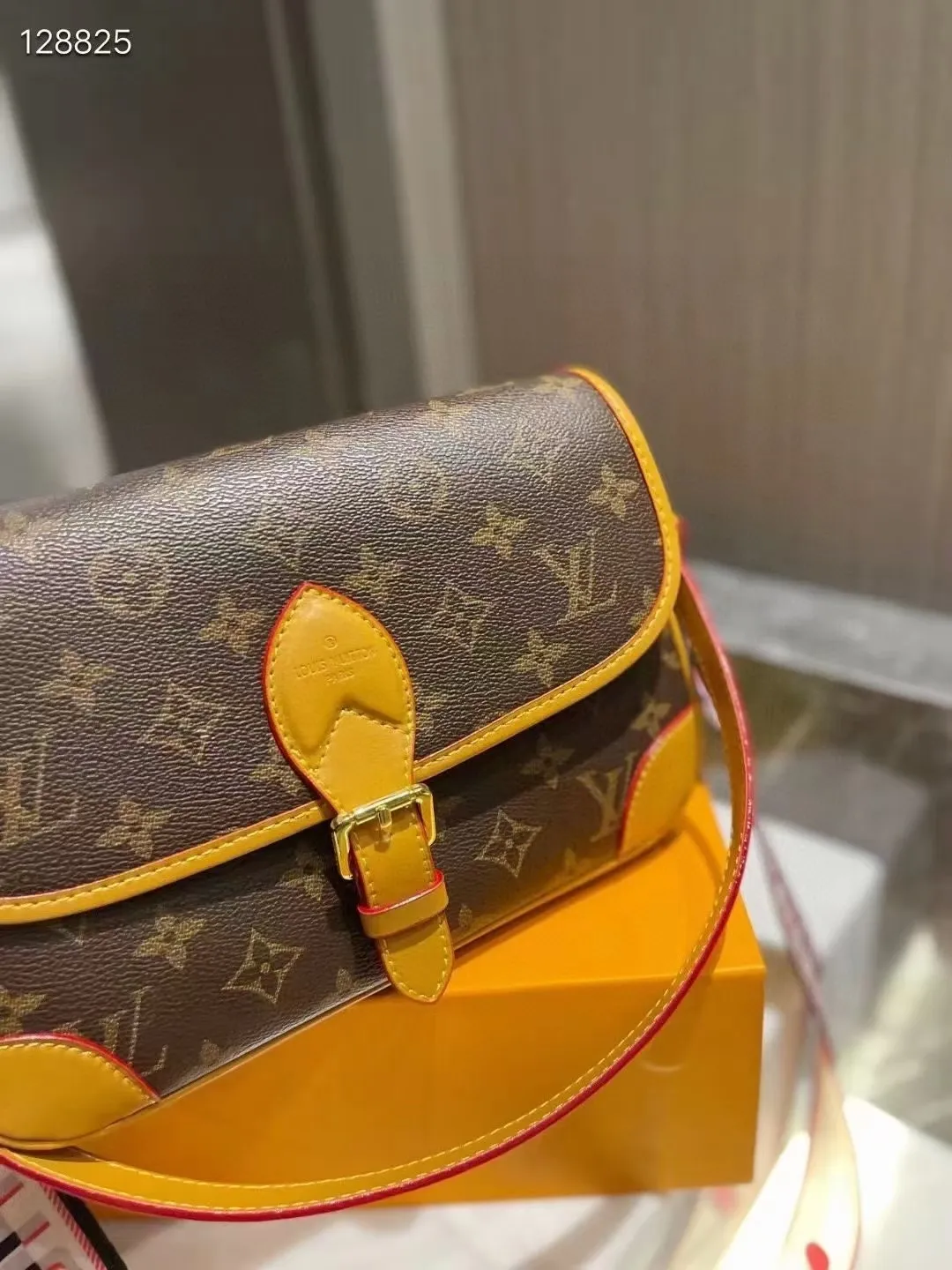 All categories Official website "Brand Women's Bags" Women's Bags 💙 LV fine imitation LV, high imitation LV bags, LV crossbody bags, 2023 official latest version LV crossbody bags, LV bag factory, recommended bags, size: 25-9-15CM