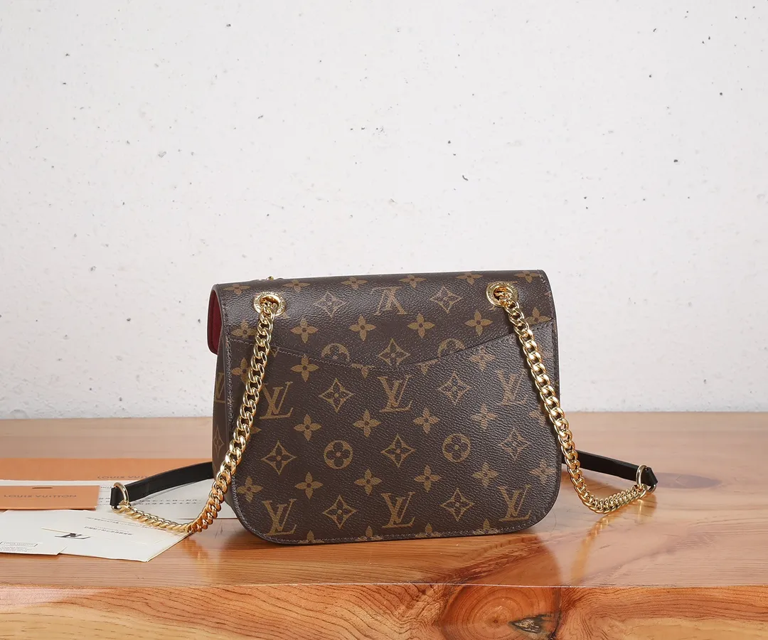All Categories Official Website "Brand Women's Bags" Women's Bags 💙 LV LV 2026 New Crossbody Shoulder Bag