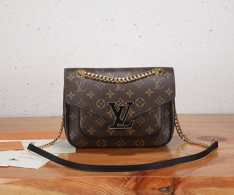 All Categories Official Website "Brand Women's Bags" Women's Bags 💙 LV LV 2026 New Crossbody Shoulder Bag
