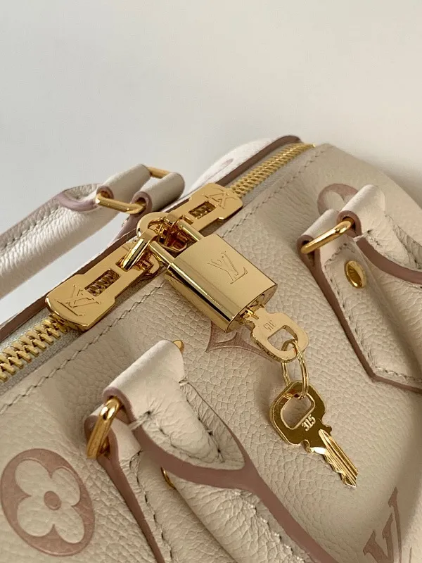 All Categories Official Website "Brand Women's Bags" Women's Bags 💙 LV 2025 New LV Crossbody Bag