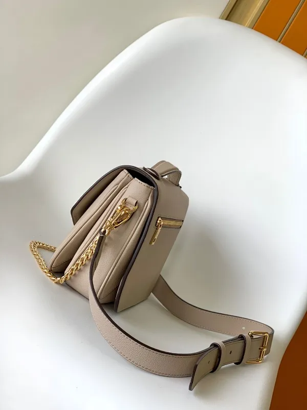 All Categories Official Website "Brand Women's Bags" Women's Bags 💙 LV 2026 New LV Crossbody Bag