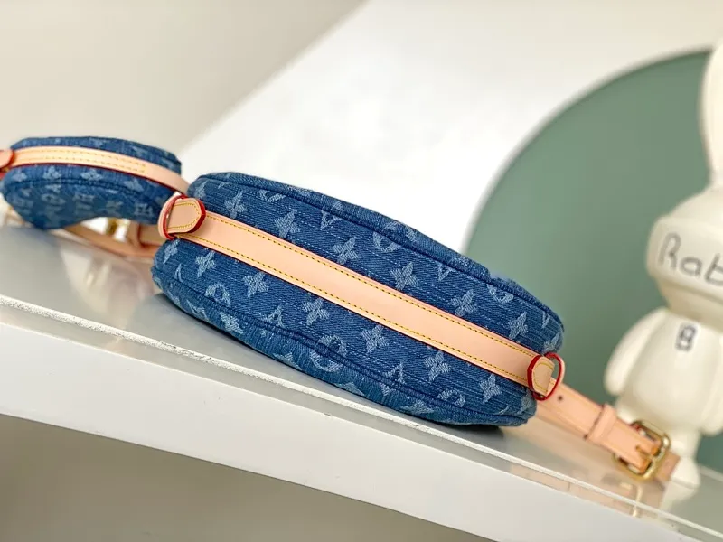 All Categories Official Website "Brand Women's Bags" Women's Bags 💙 LV 2026 New LV Crossbody Bag