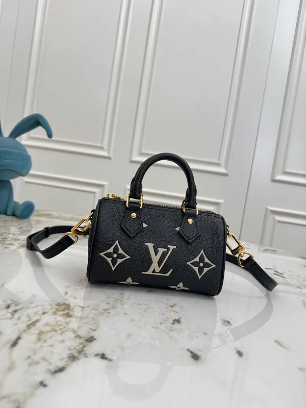 All Categories Official Website "Brand Women's Bags" Women's Bags 💙 LV 2026 New LV Crossbody Bag