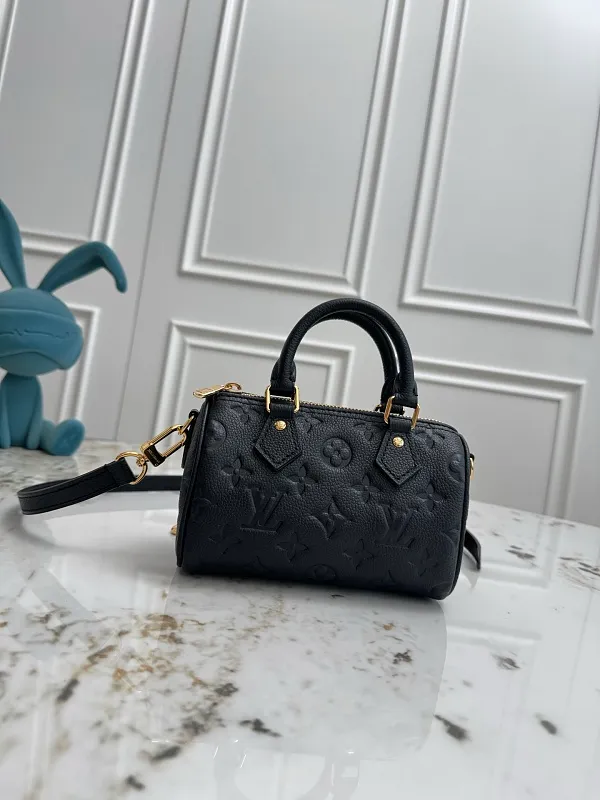 All Categories Official Website "Brand Women's Bags" Women's Bags 💙 LV 2026 New LV Crossbody Bag