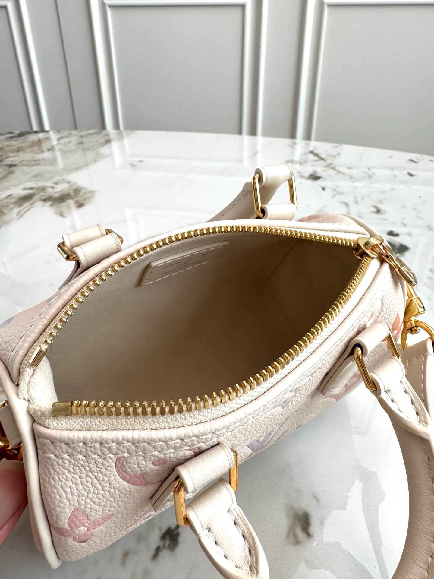 All Categories Official Website "Brand Women's Bags" Women's Bags 💙 LV 2026 New LV Crossbody Bag