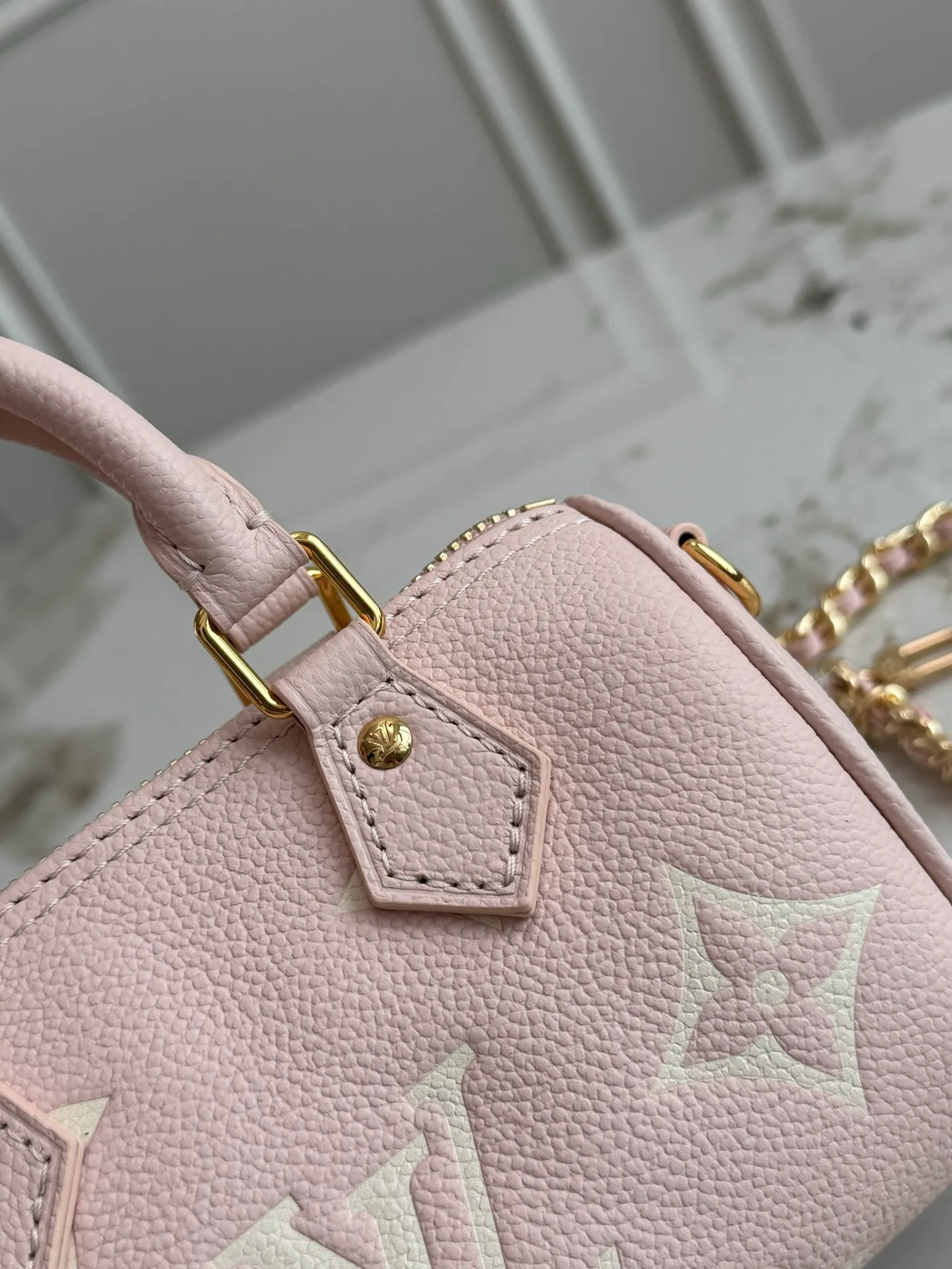 All Categories Official Website "Brand Women's Bags" Women's Bags 💙 LV 2026 New LV Crossbody Bag