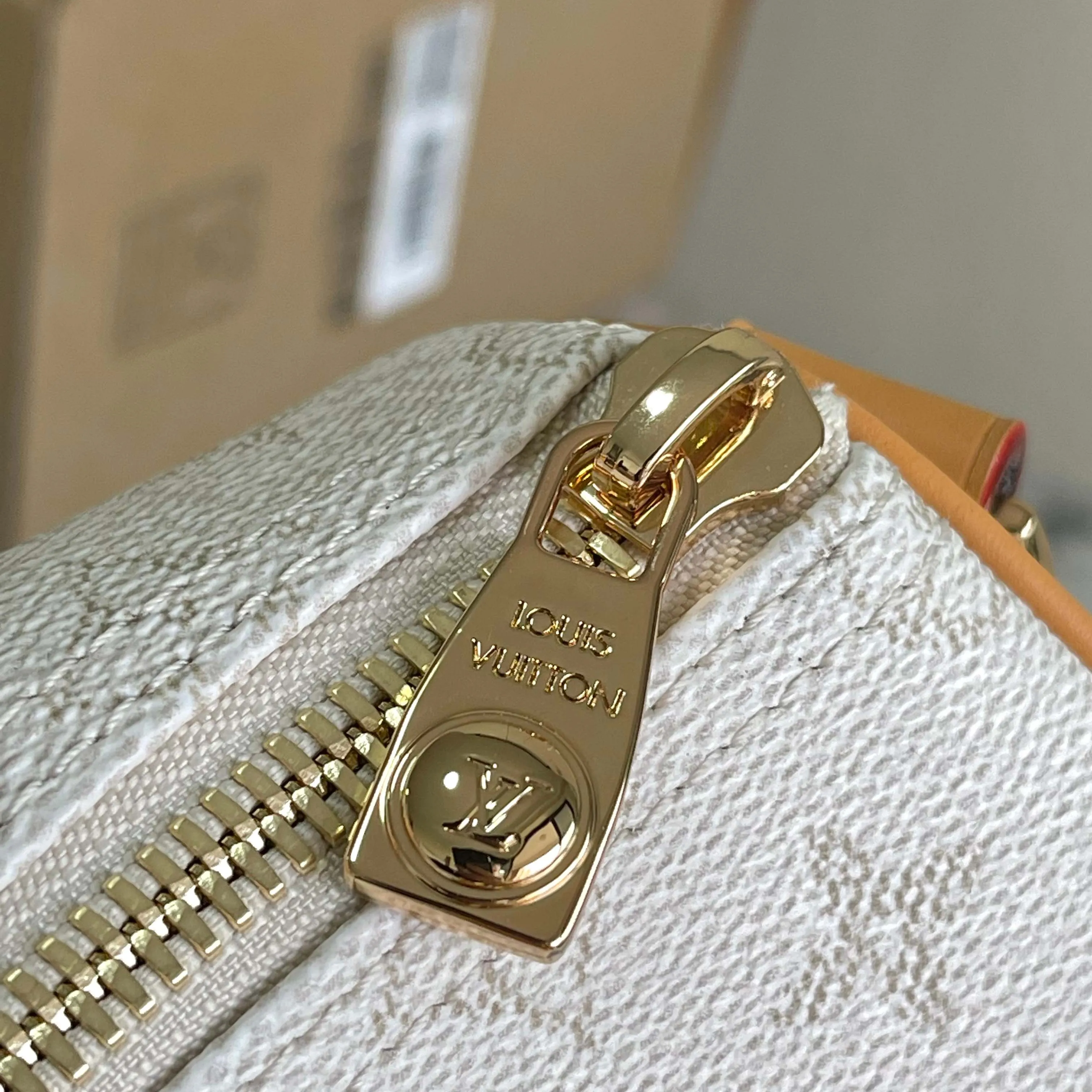All Categories Official Website "Brand Women's Bags" Women's Bags 💙 LV LV 2026 New Crossbody Shoulder Bag