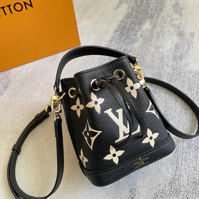 All Categories Official Website "Brand Women's Bags" Women's Bags 💙 LV 2026 New LV Crossbody Bag