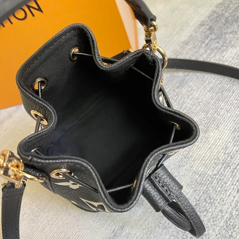 All Categories Official Website "Brand Women's Bags" Women's Bags 💙 LV 2026 New LV Crossbody Bag