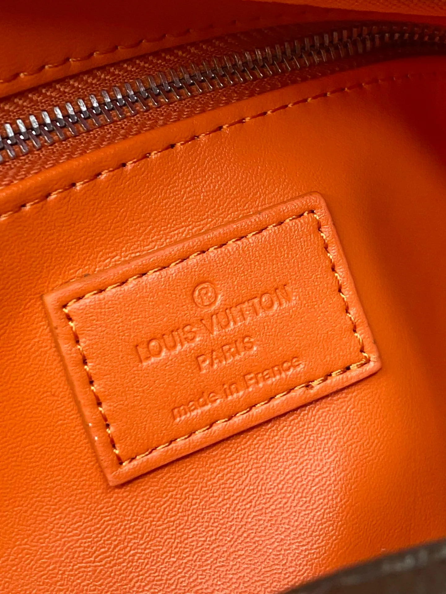 All categories Official website "Brand Women's Bags" Women's Bags 💙 LV 2025 new LV toiletry bag