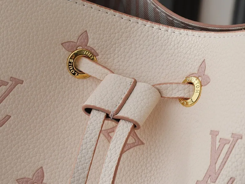 All Categories Official Website "Brand Women's Bags" Women's Bags 💙 LV 2025 New LV Crossbody Bag