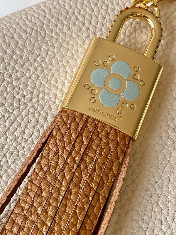 All Categories Official Website "Brand Women's Bags" Women's Bags 💙 LV 2026 Official Website New LV Crossbody Bag