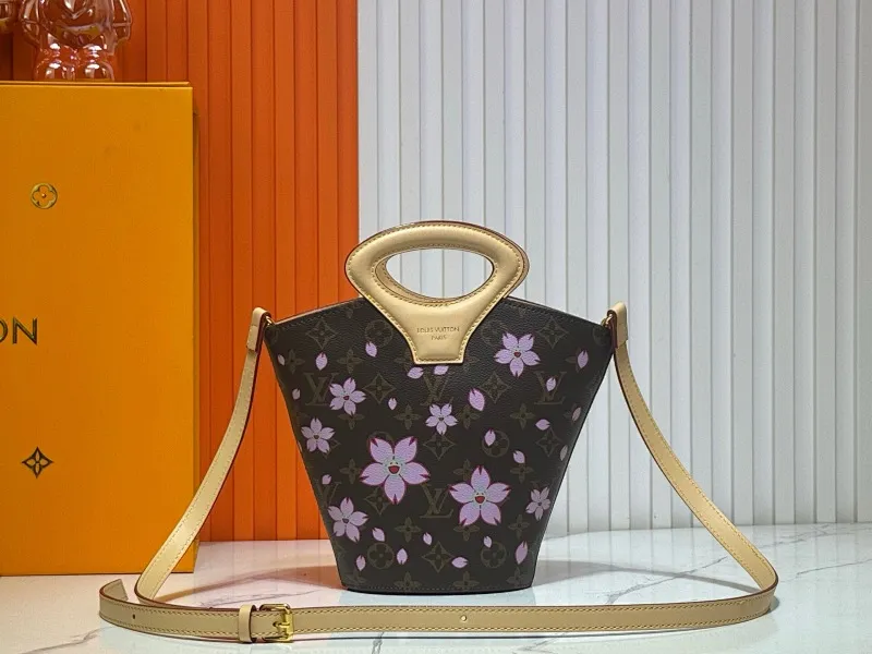 All Categories Official Website "Brand Women's Bags" Women's Bags 💙 LV 2025 New LV Crossbody Bag