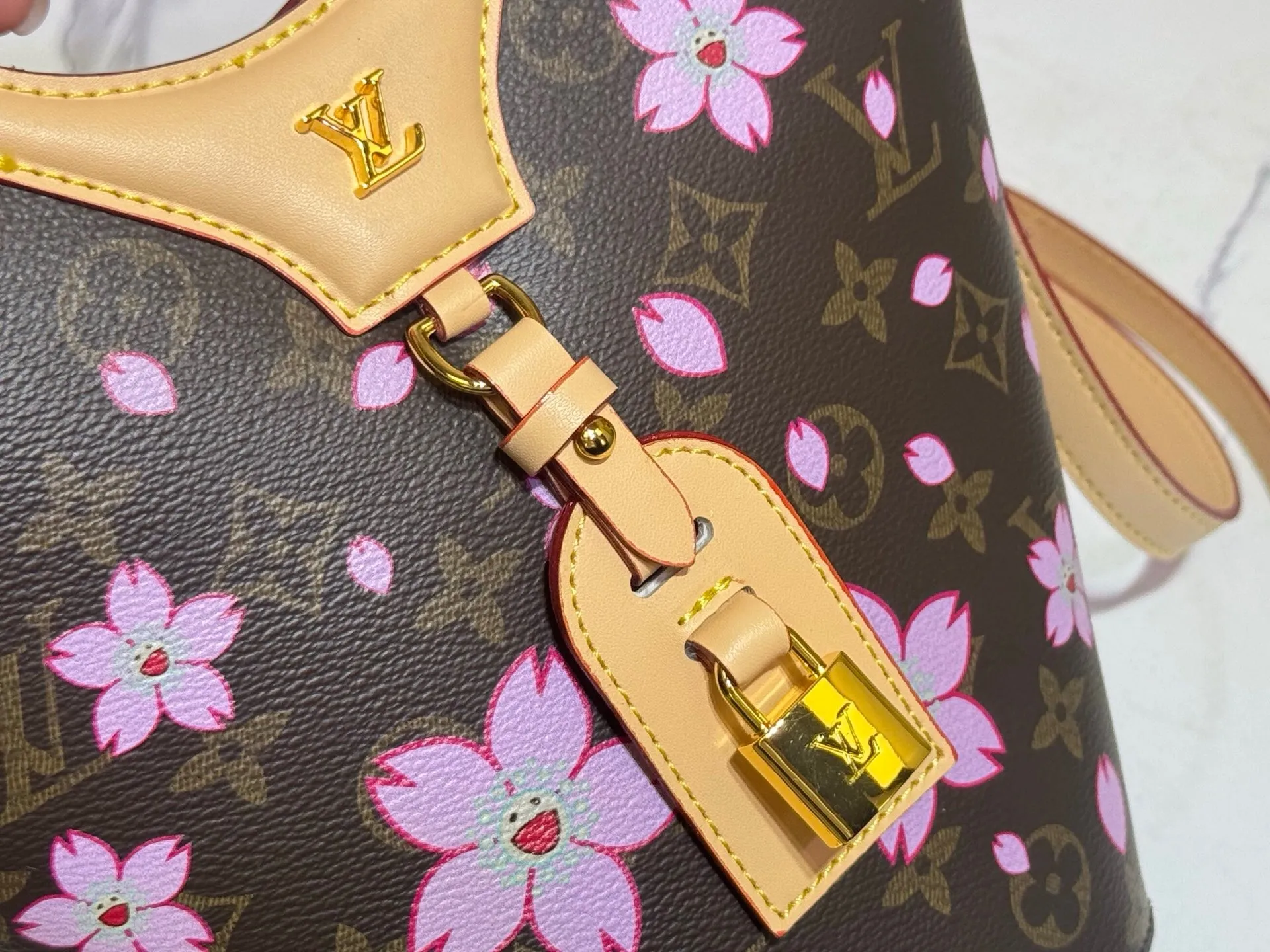 All Categories Official Website "Brand Women's Bags" Women's Bags 💙 LV 2025 New LV Crossbody Bag
