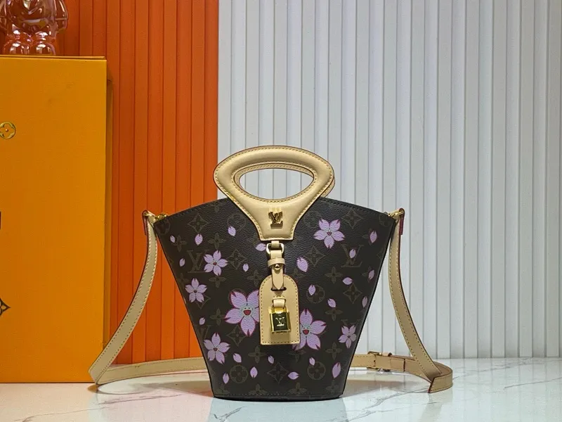 All Categories Official Website "Brand Women's Bags" Women's Bags 💙 LV 2025 New LV Crossbody Bag