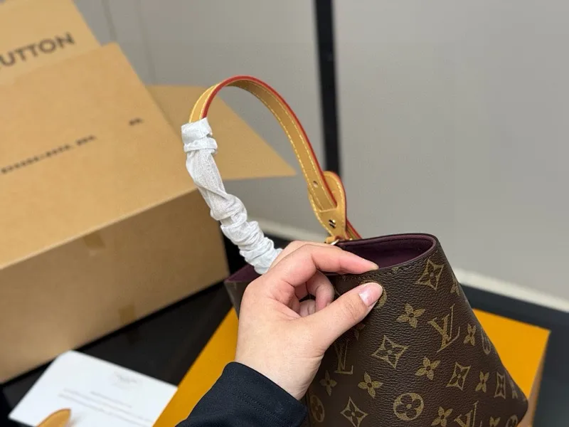 All Categories Official Website "Brand Women's Bags" Women's Bags 💙 LV 2025 New LV Bucket Bag