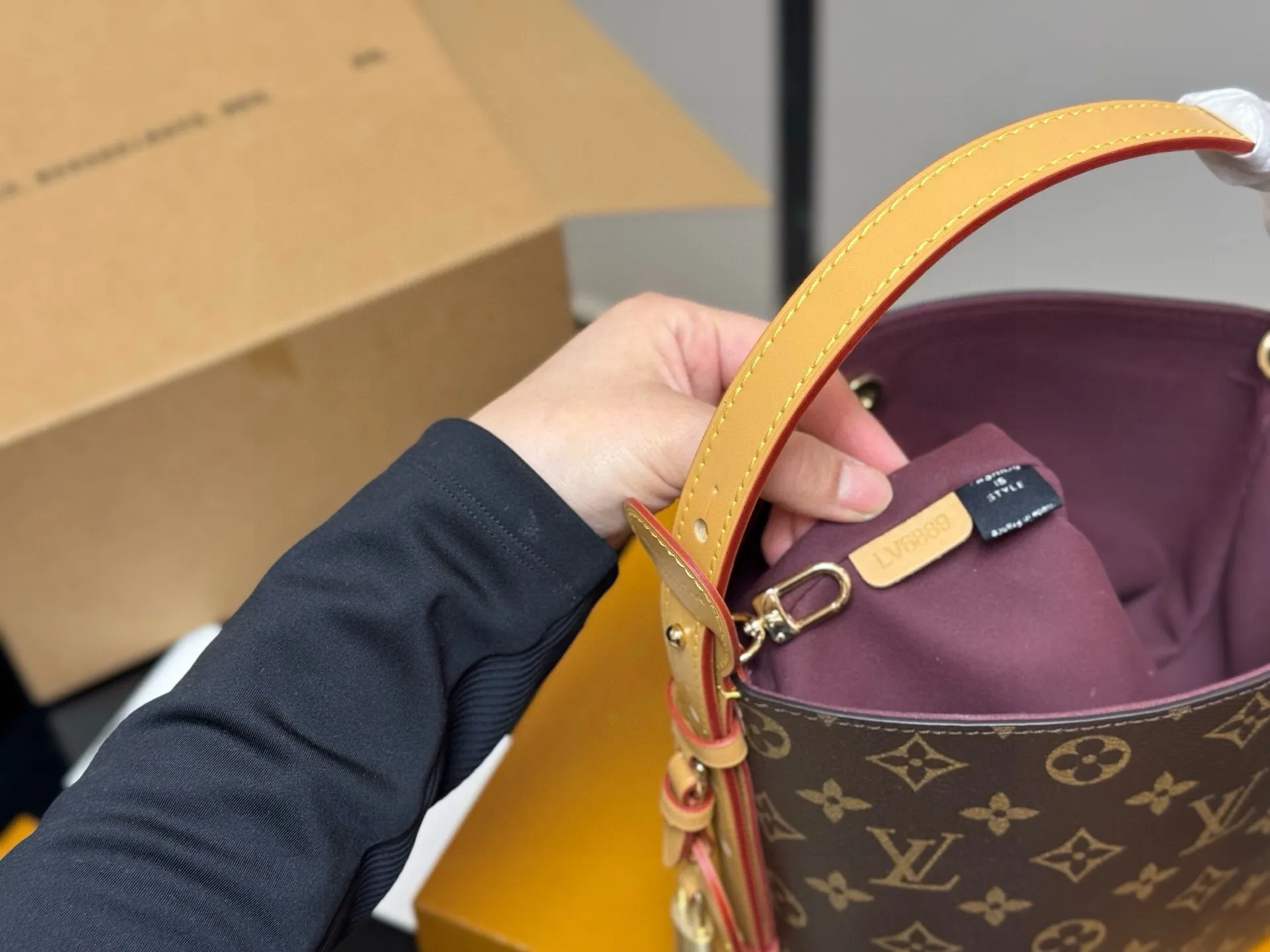 All Categories Official Website "Brand Women's Bags" Women's Bags 💙 LV 2025 New LV Bucket Bag