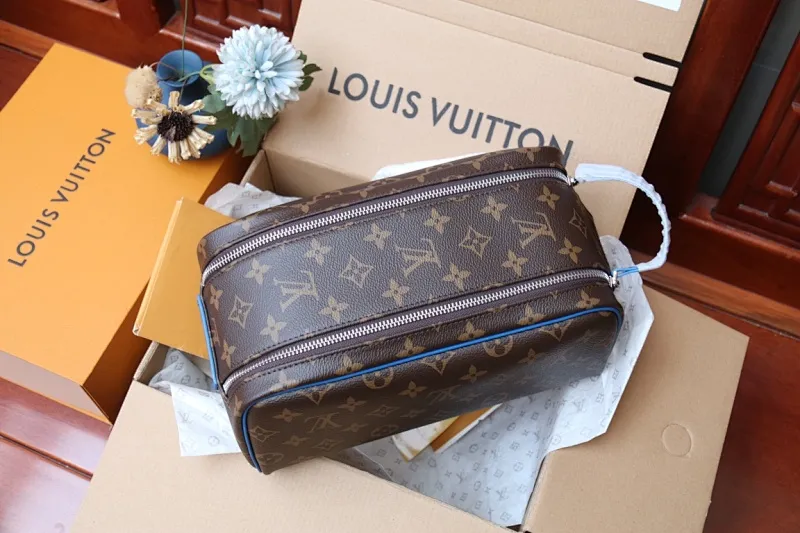 All Categories Official Website "Brand Women's Bags" Women's Bags 💙 LV 2024 New LV Cosmetic Bag